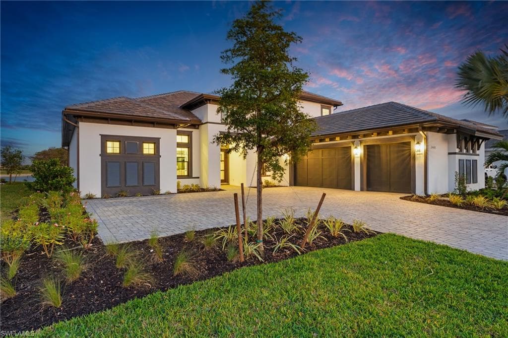 15428 Turin DR, NAPLES FL 34114-47