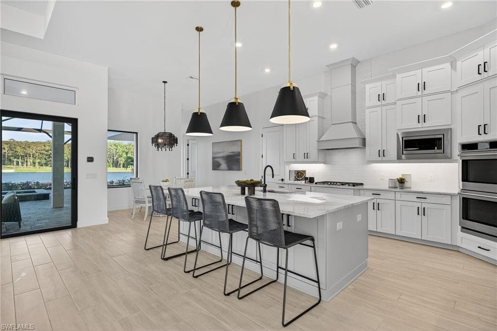 15428 Turin DR, NAPLES FL 34114-18