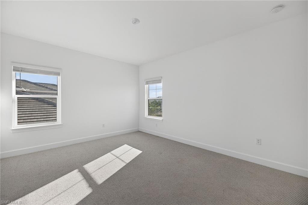 15428 Turin DR, NAPLES FL 34114-30