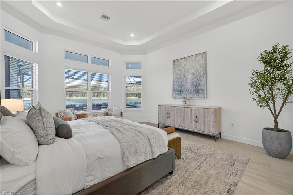 15428 Turin DR, NAPLES FL 34114-24