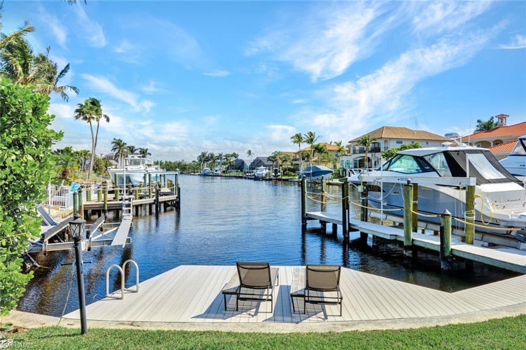 6448 Griffin BLVD, FORT MYERS FL 33908-39