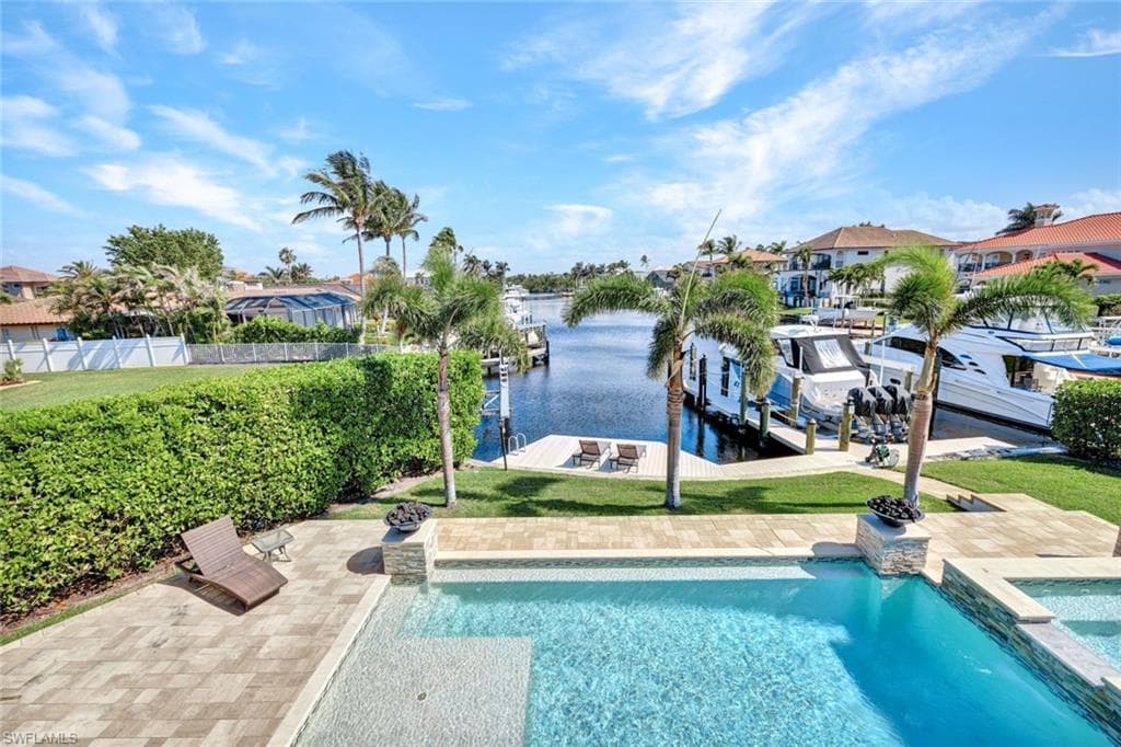 6448 Griffin BLVD, FORT MYERS FL 33908-38