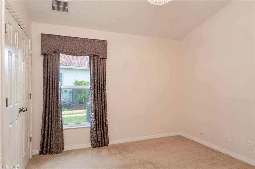 2250 Grove DR, NAPLES FL 34120-26