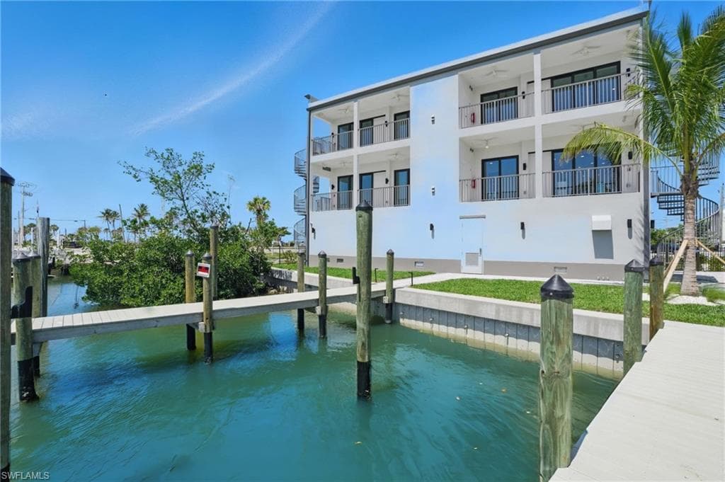 855 Lagoon ST # 4, FORT MYERS BEACH FL 33931-11