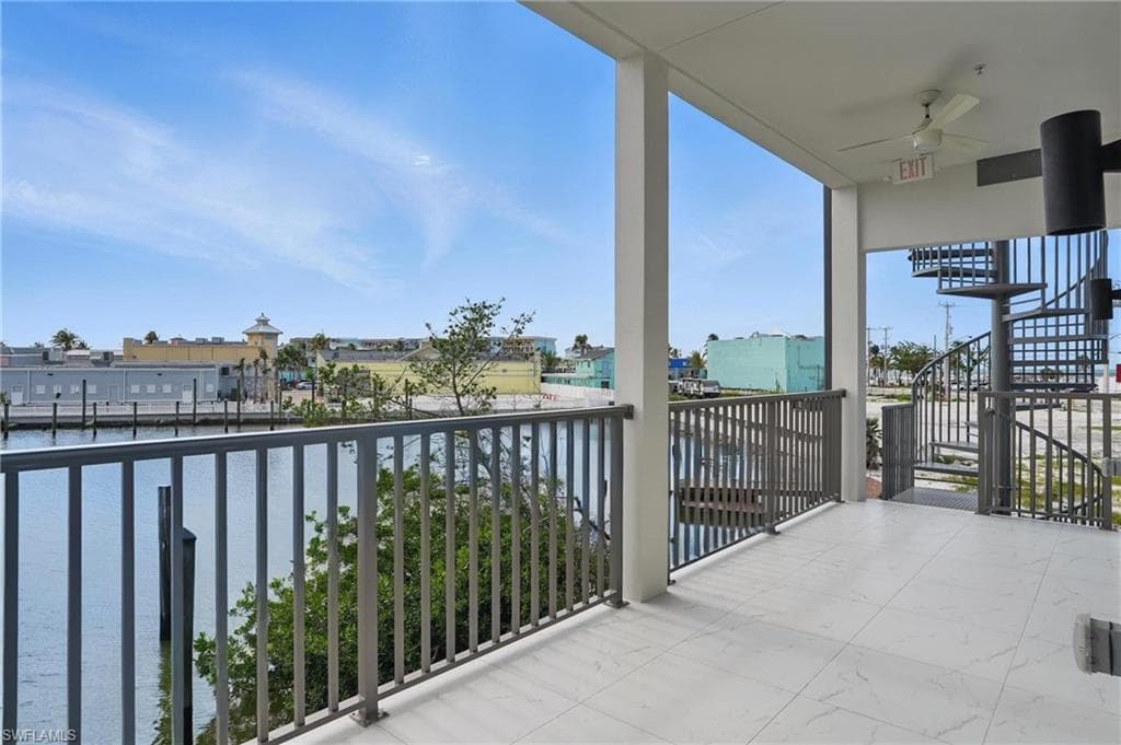855 Lagoon ST # 4, FORT MYERS BEACH FL 33931-25