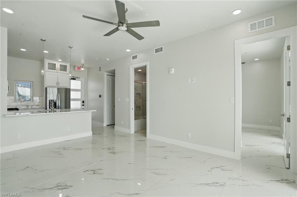 855 Lagoon ST # 4, FORT MYERS BEACH FL 33931-21