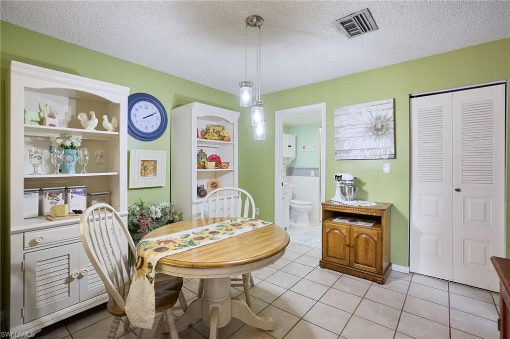 5247 Cedarbend DR # 2, FORT MYERS FL 33919-6