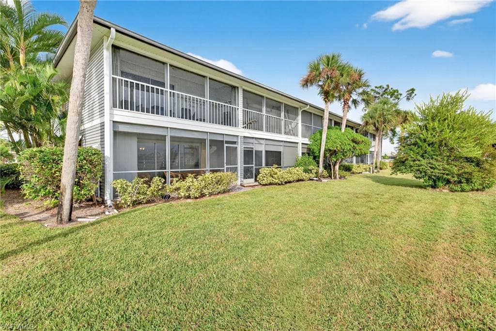 25496 Cockleshell DR # 301, BONITA SPRINGS FL 34135-25