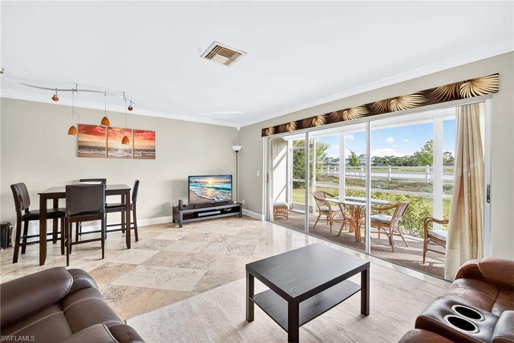 25496 Cockleshell DR # 301, BONITA SPRINGS FL 34135-9