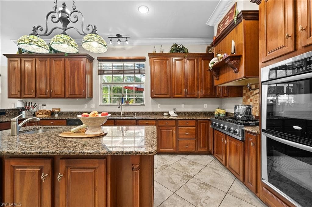 13350 Shetland LN, FORT MYERS FL 33912-15