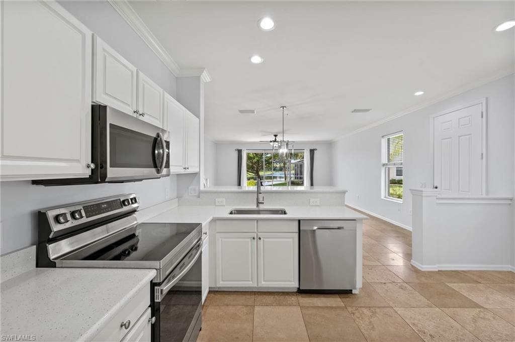 1084 Hampton CIR # 49, NAPLES FL 34105-7