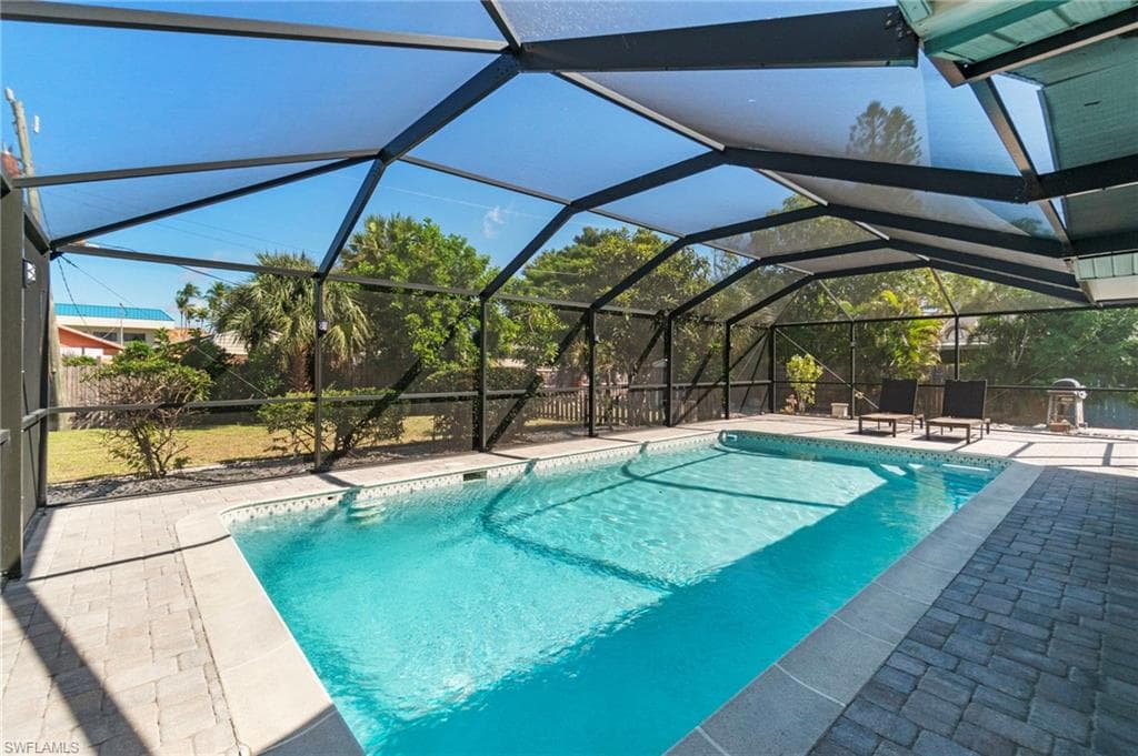 11 2nd ST, BONITA SPRINGS FL 34134-1