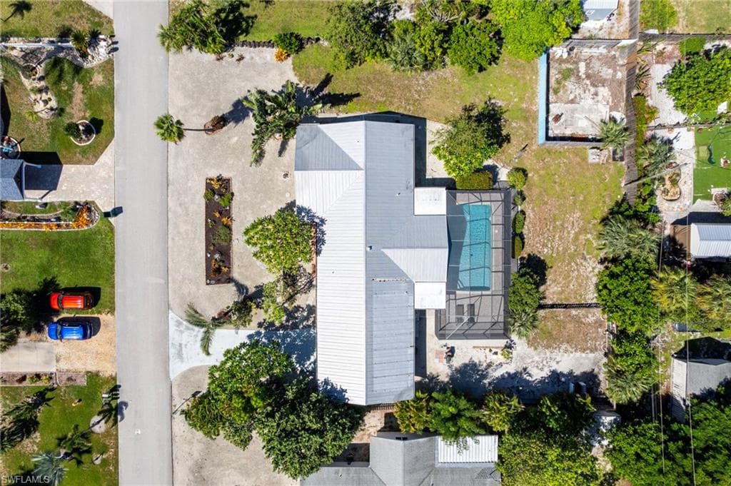 11 2nd ST, BONITA SPRINGS FL 34134-33