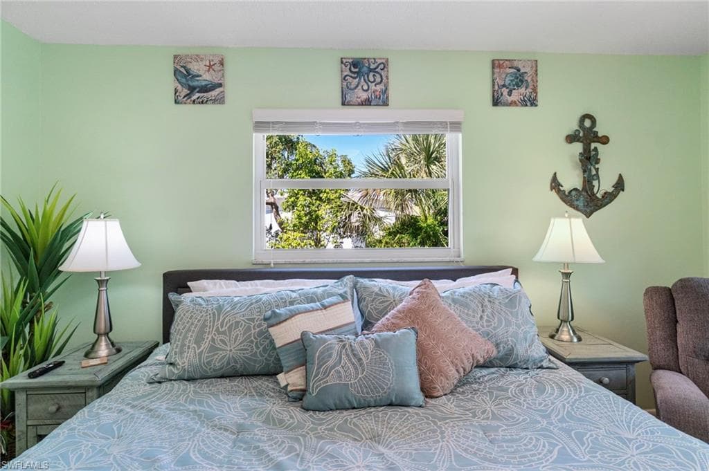 11 2nd ST, BONITA SPRINGS FL 34134-20