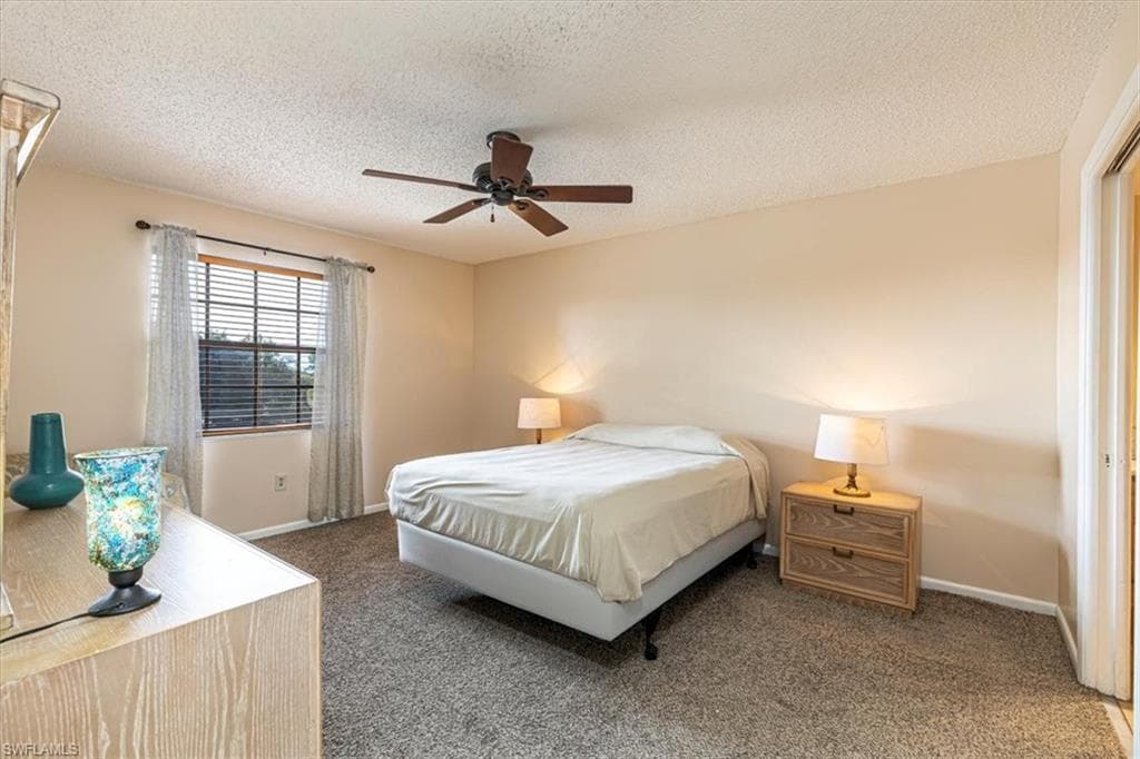 5535 Rattlesnake Hammock RD # 302, NAPLES FL 34113-8