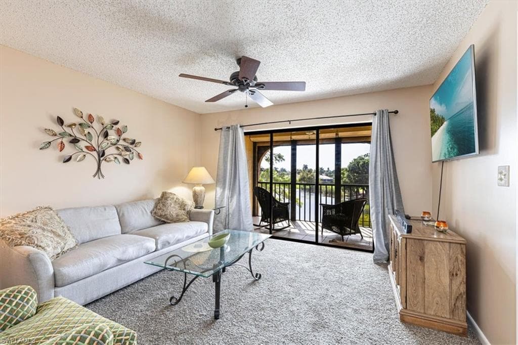 5535 Rattlesnake Hammock RD # 302, NAPLES FL 34113-7