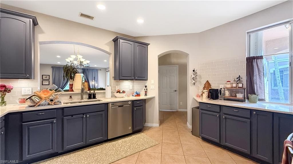 9762 Roundstone CIR, FORT MYERS FL 33967-5