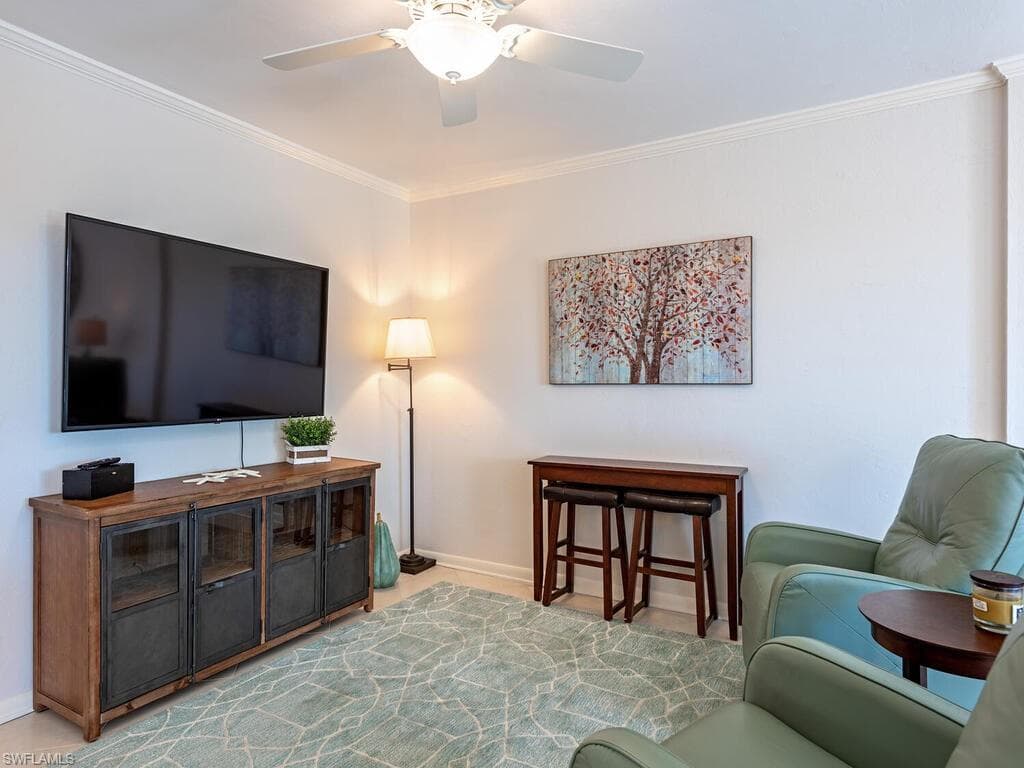 555 Park Shore DR B411-5