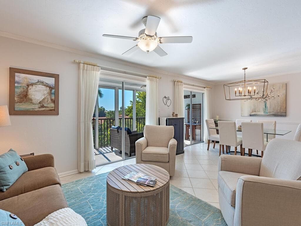 555 Park Shore DR B411-2