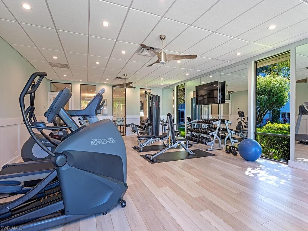 555 Park Shore DR B411-13