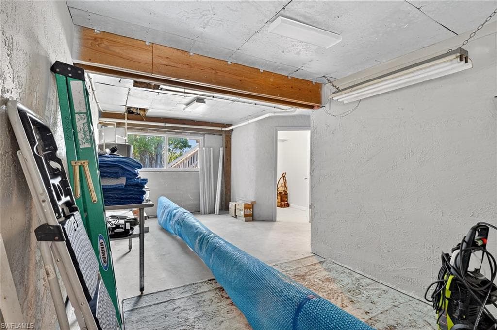 1433 Sanderling CIR, SANIBEL FL 33957-42