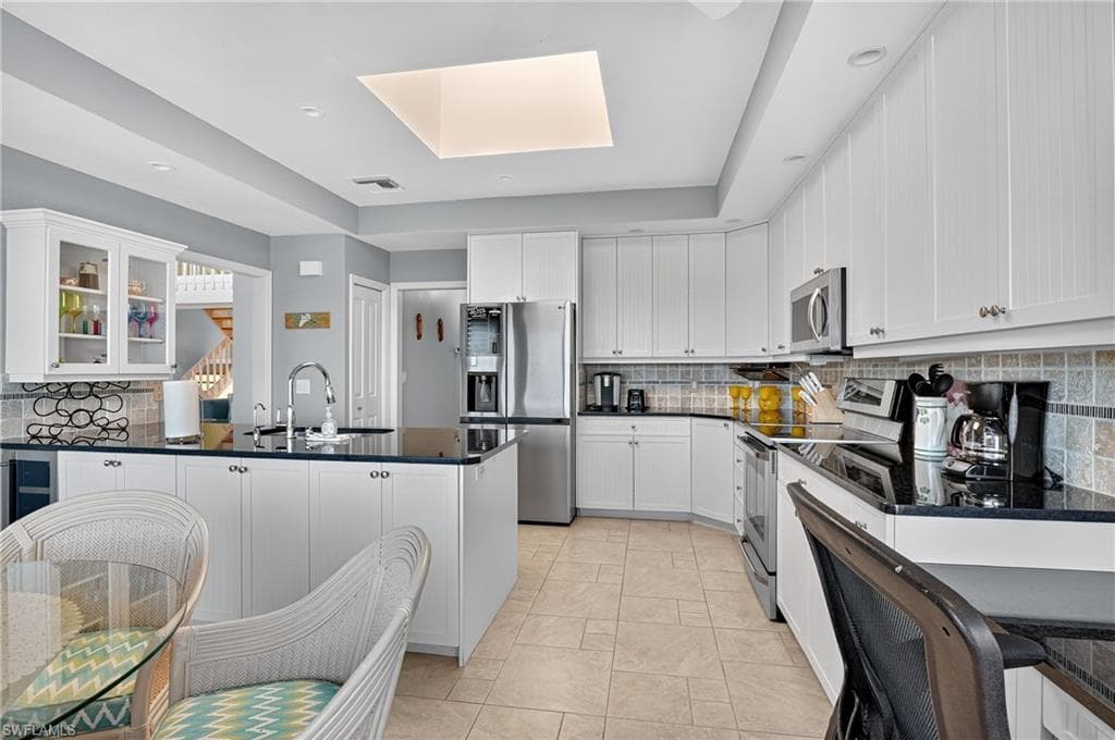 1433 Sanderling CIR, SANIBEL FL 33957-20