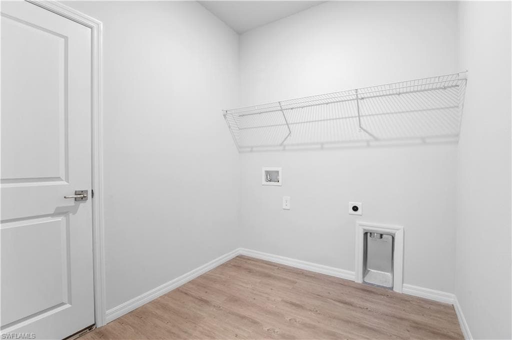 1150 NW 27th PL, CAPE CORAL FL 33993-22