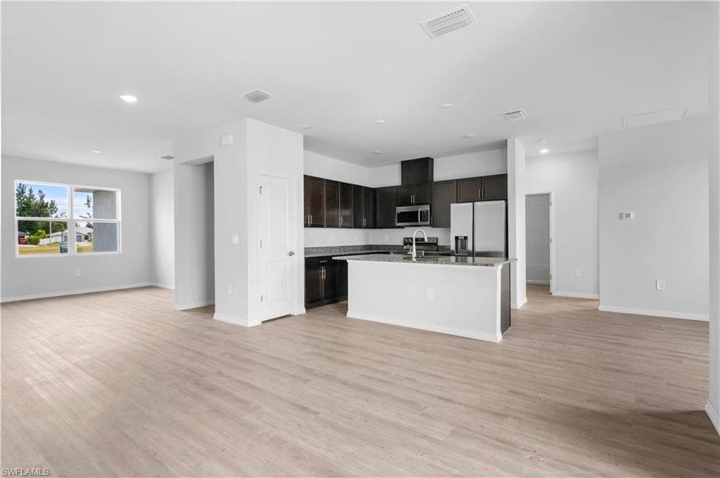 1150 NW 27th PL, CAPE CORAL FL 33993-7