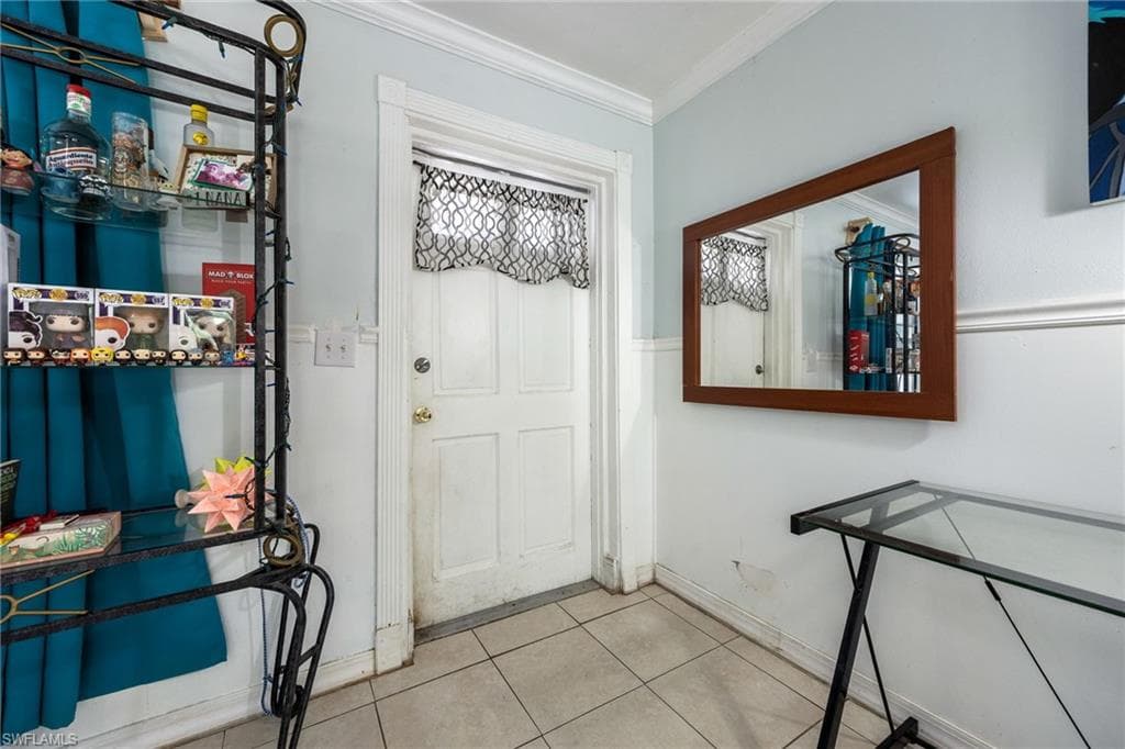 225 Avacado CT, FORT MYERS FL 33905-4