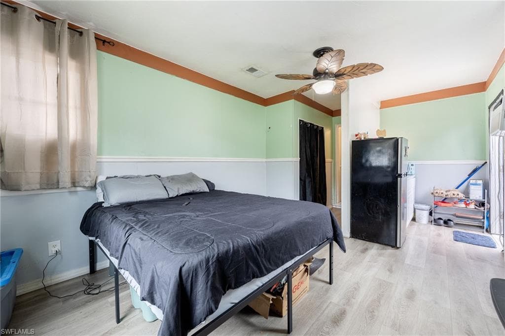 225 Avacado CT, FORT MYERS FL 33905-19