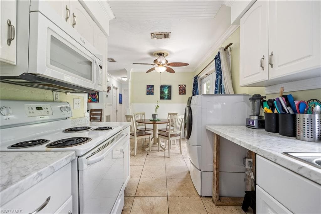 225 Avacado CT, FORT MYERS FL 33905-13