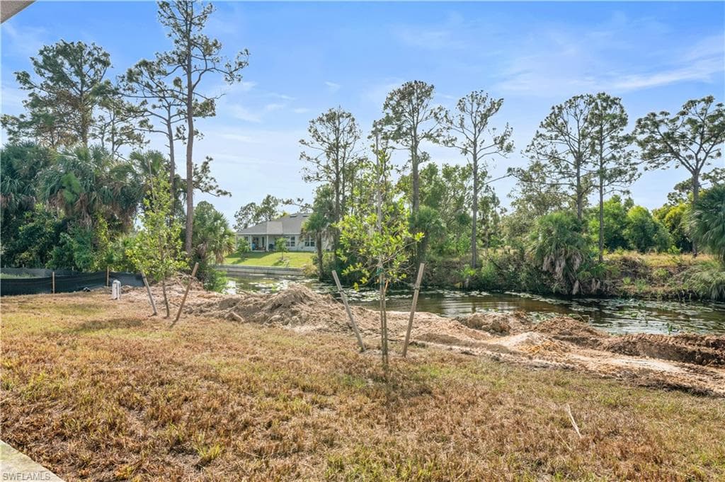 4010 NE 19th PL, CAPE CORAL FL 33909-22