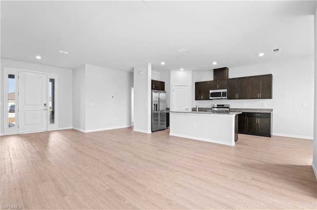 4010 NE 19th PL, CAPE CORAL FL 33909-4