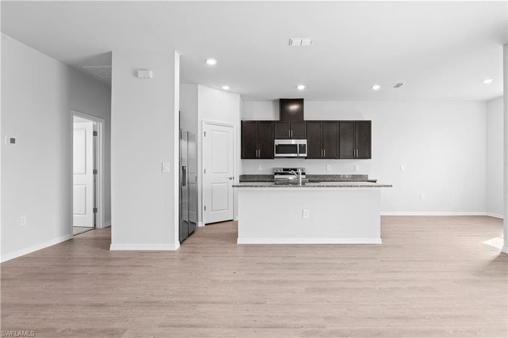 4010 NE 19th PL, CAPE CORAL FL 33909-3