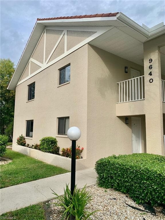 9640 Windsor Gardens LN # 201, FORT MYERS FL 33919-1