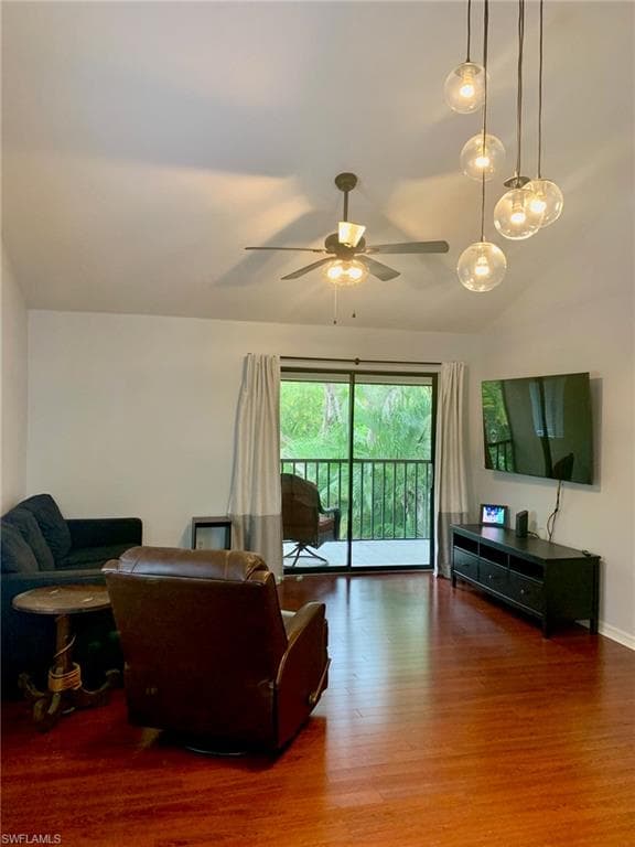 9640 Windsor Gardens LN # 201, FORT MYERS FL 33919-10