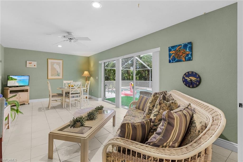 8549 S Lake CIR-45