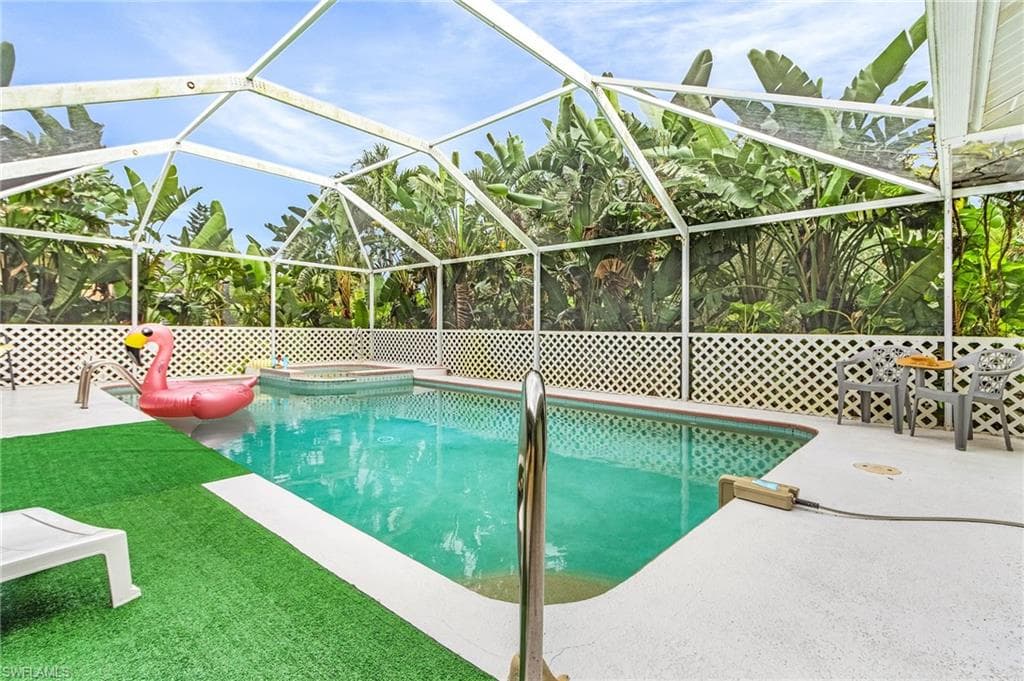 8549 S Lake CIR-32
