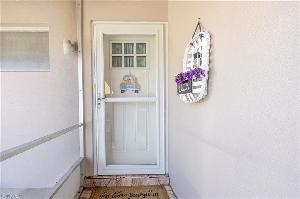 257 Briar CT, LEHIGH ACRES FL 33936-1