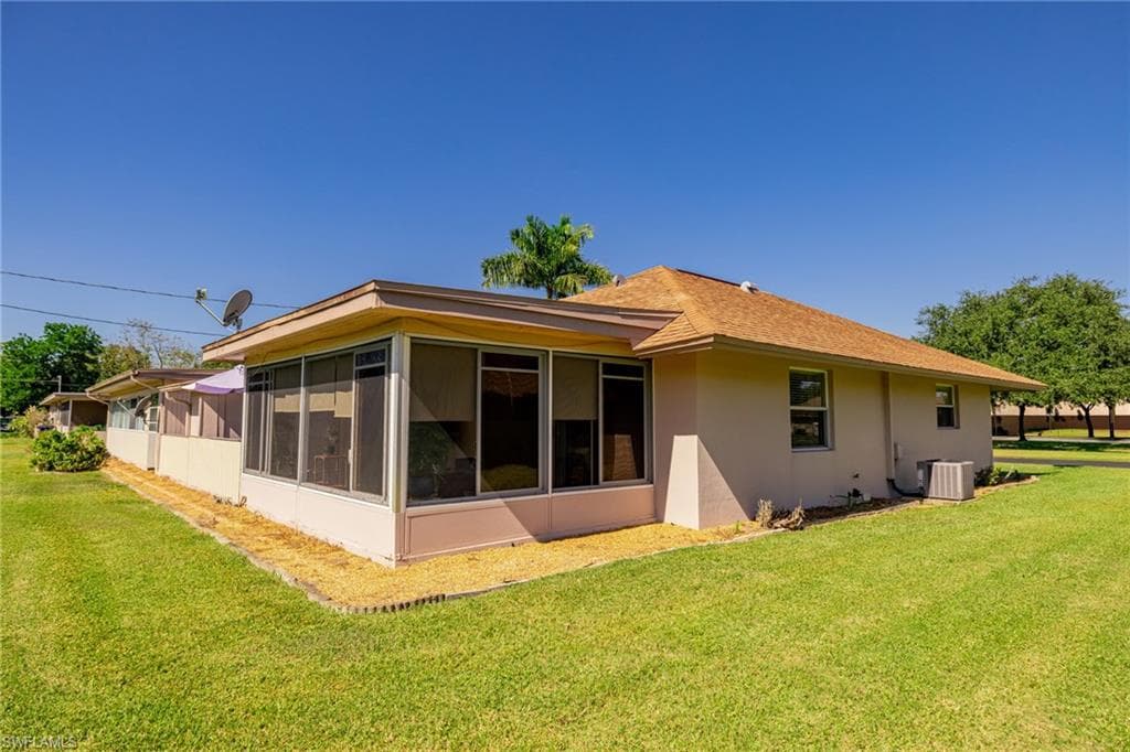 257 Briar CT, LEHIGH ACRES FL 33936-27