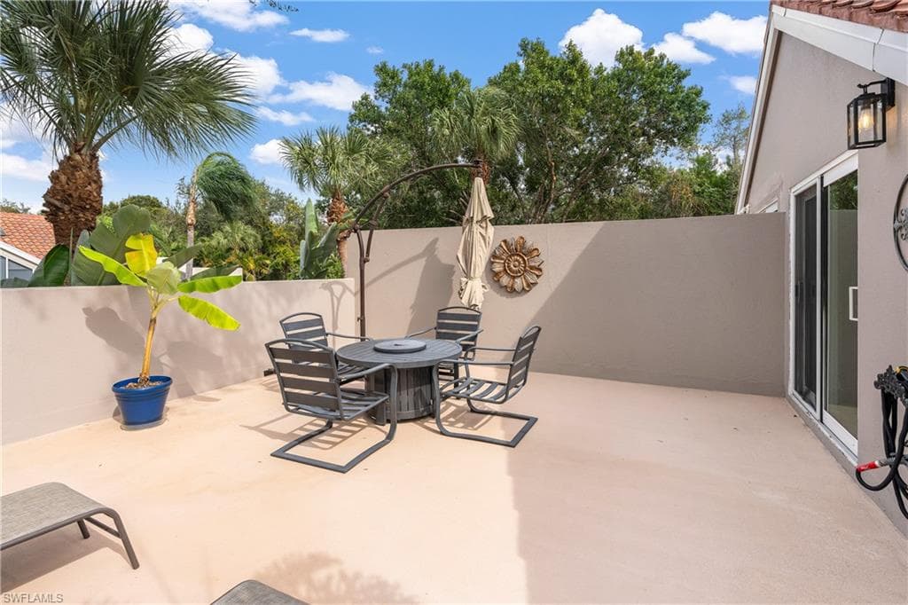 4112 Covey RUN # 2A, NAPLES FL 34109-16