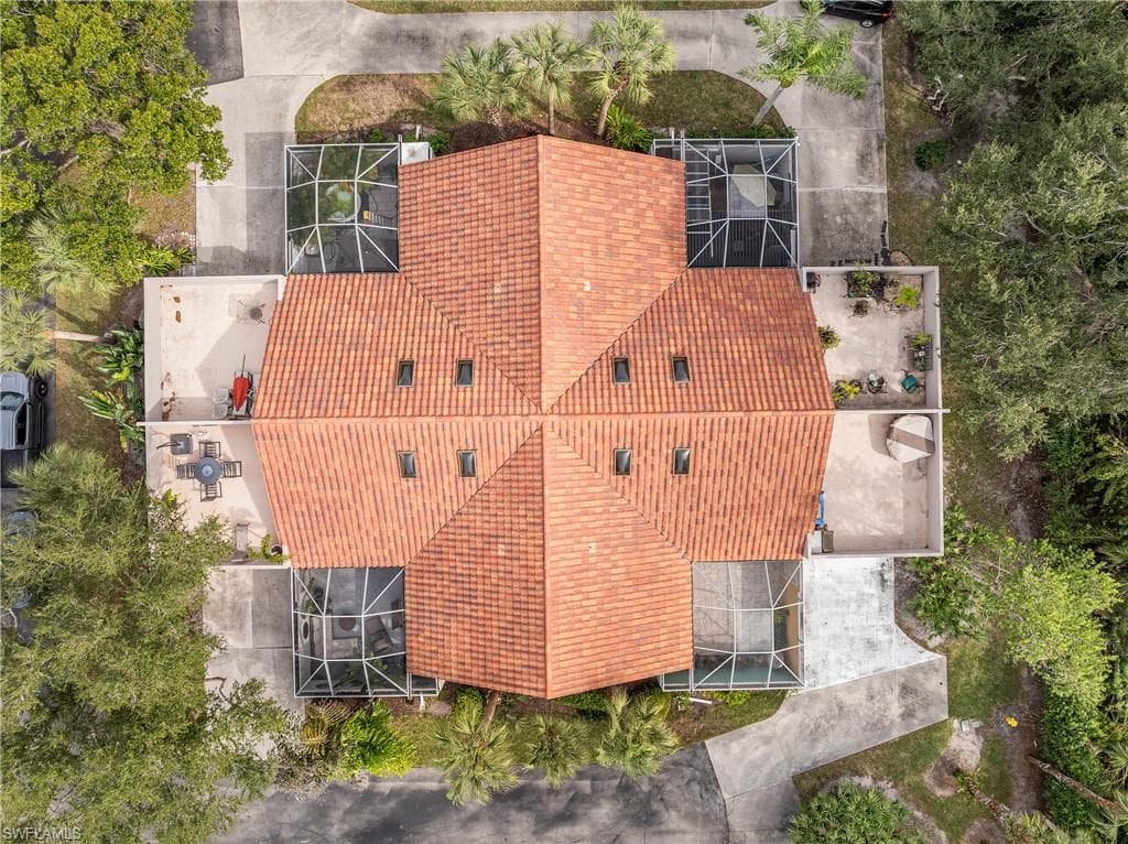 4112 Covey RUN # 2A, NAPLES FL 34109-27