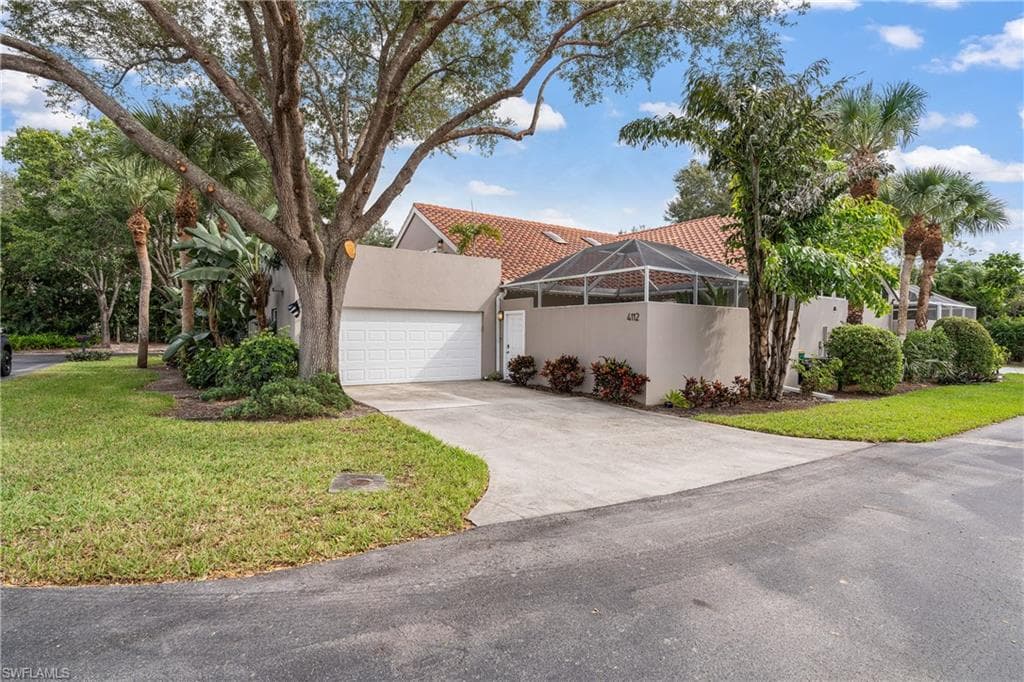 4112 Covey RUN # 2A, NAPLES FL 34109-23