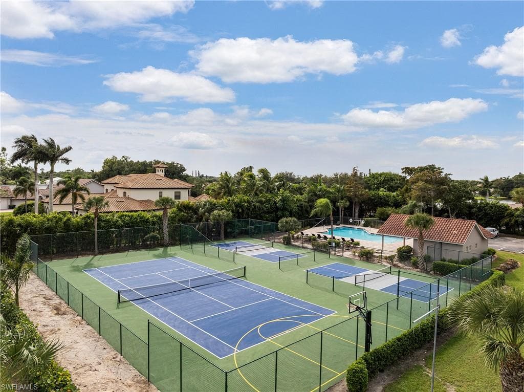 4112 Covey RUN # 2A, NAPLES FL 34109-32