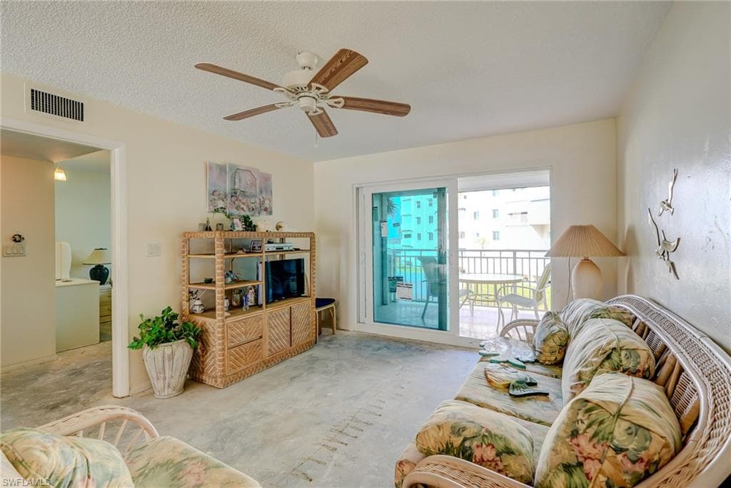 7400 Estero BLVD 210-2
