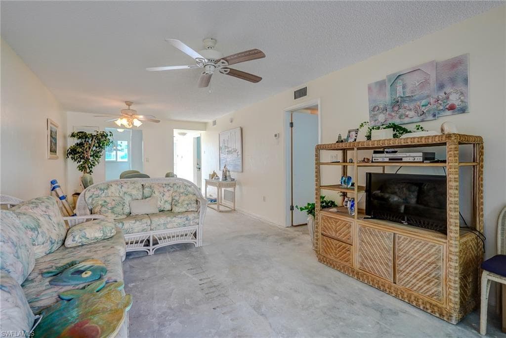 7400 Estero BLVD 210-4