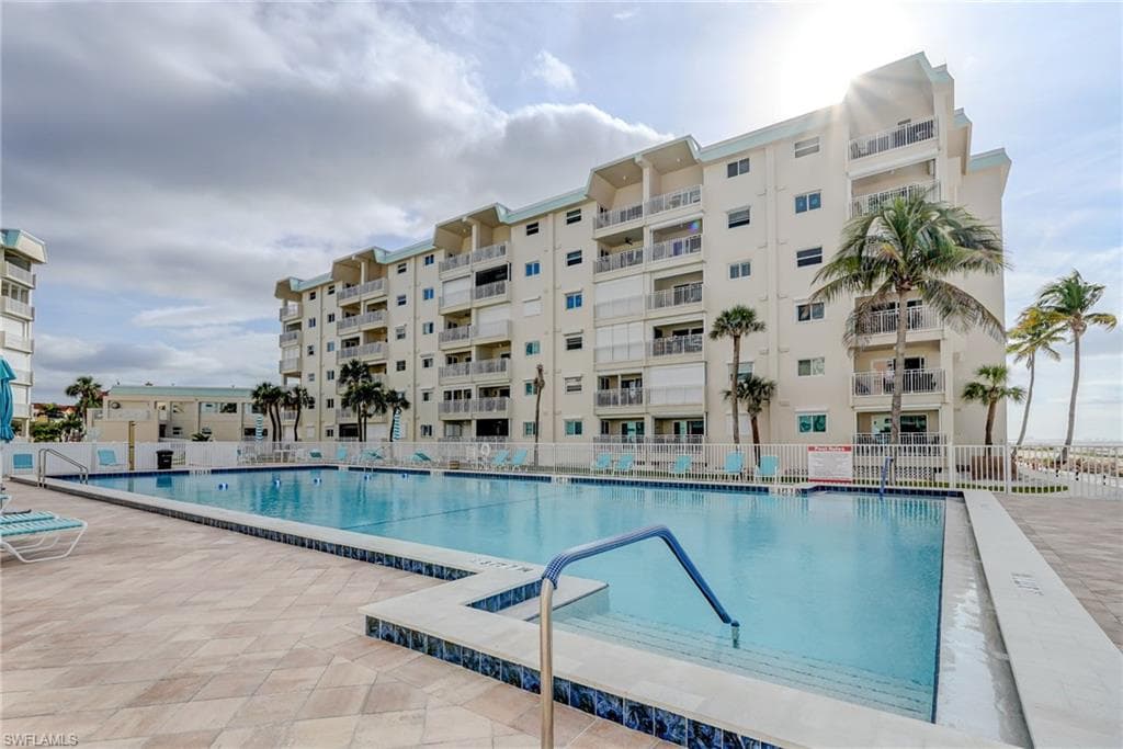 7400 Estero BLVD 210-40