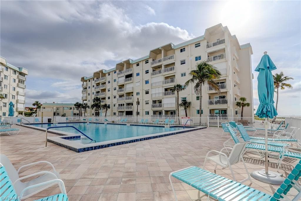 7400 Estero BLVD 210-39
