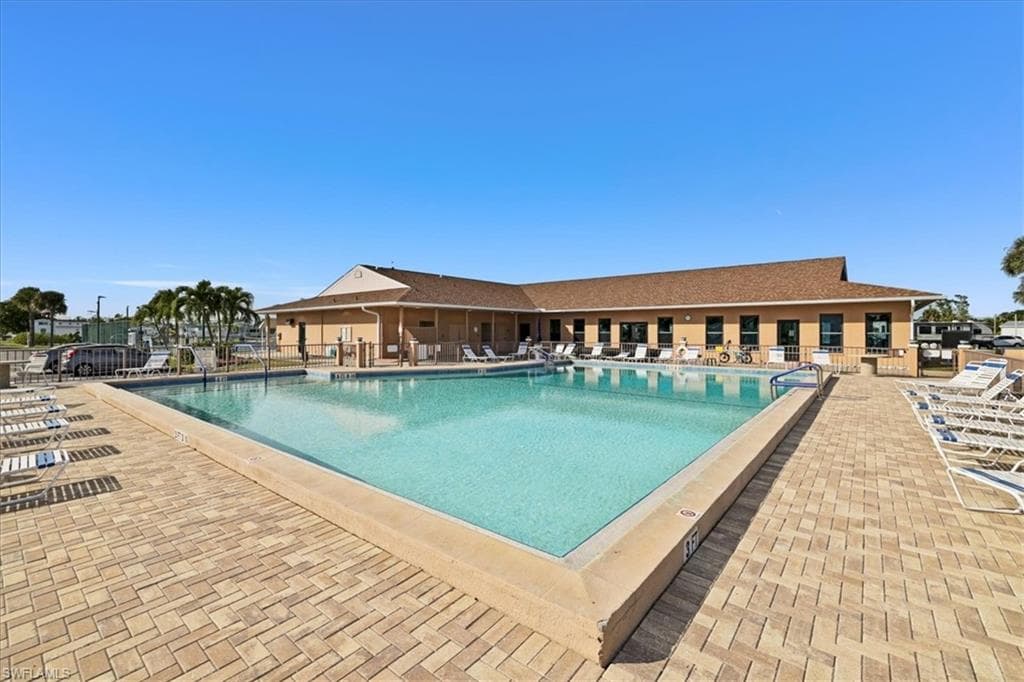 19681 Summerlin RD # 430, FORT MYERS FL 33908-27