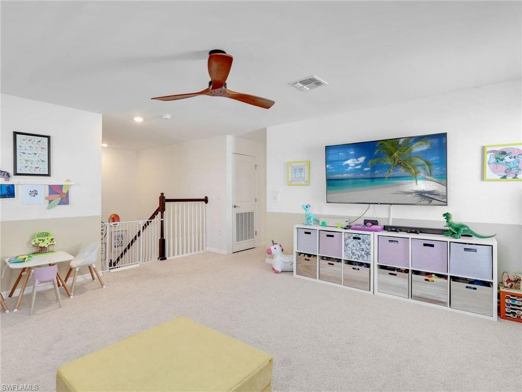 2270 Avocado LN, NAPLES FL 34120-22